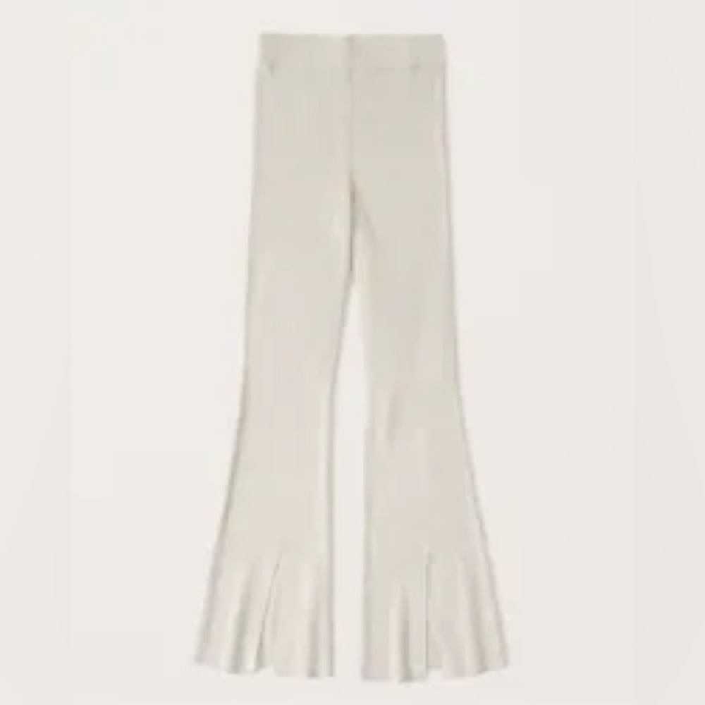 NWT Abercrombie Kick Flare Sweater Pantd